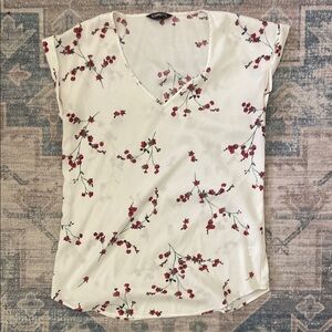 Express Floral Print V-Neck Top